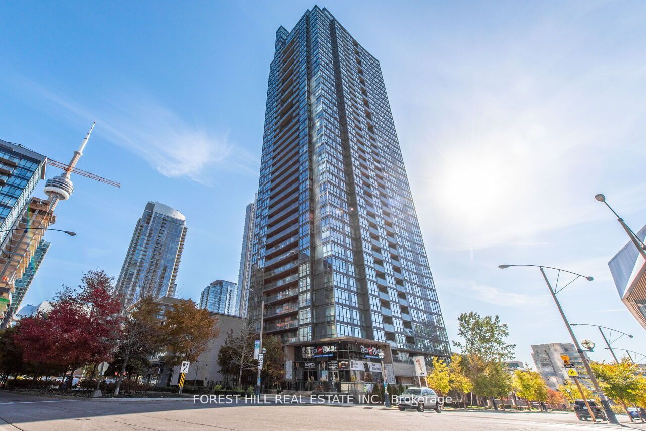 Condo Apt house for sale at 15 Fort York Blv Toronto Ontario