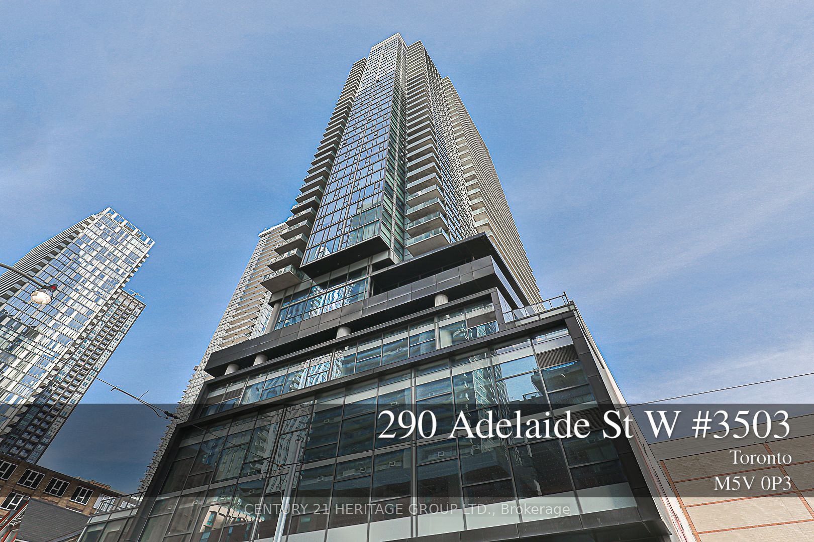 Condo Apt house for sale at 290 Adelaide St  Toronto Ontario