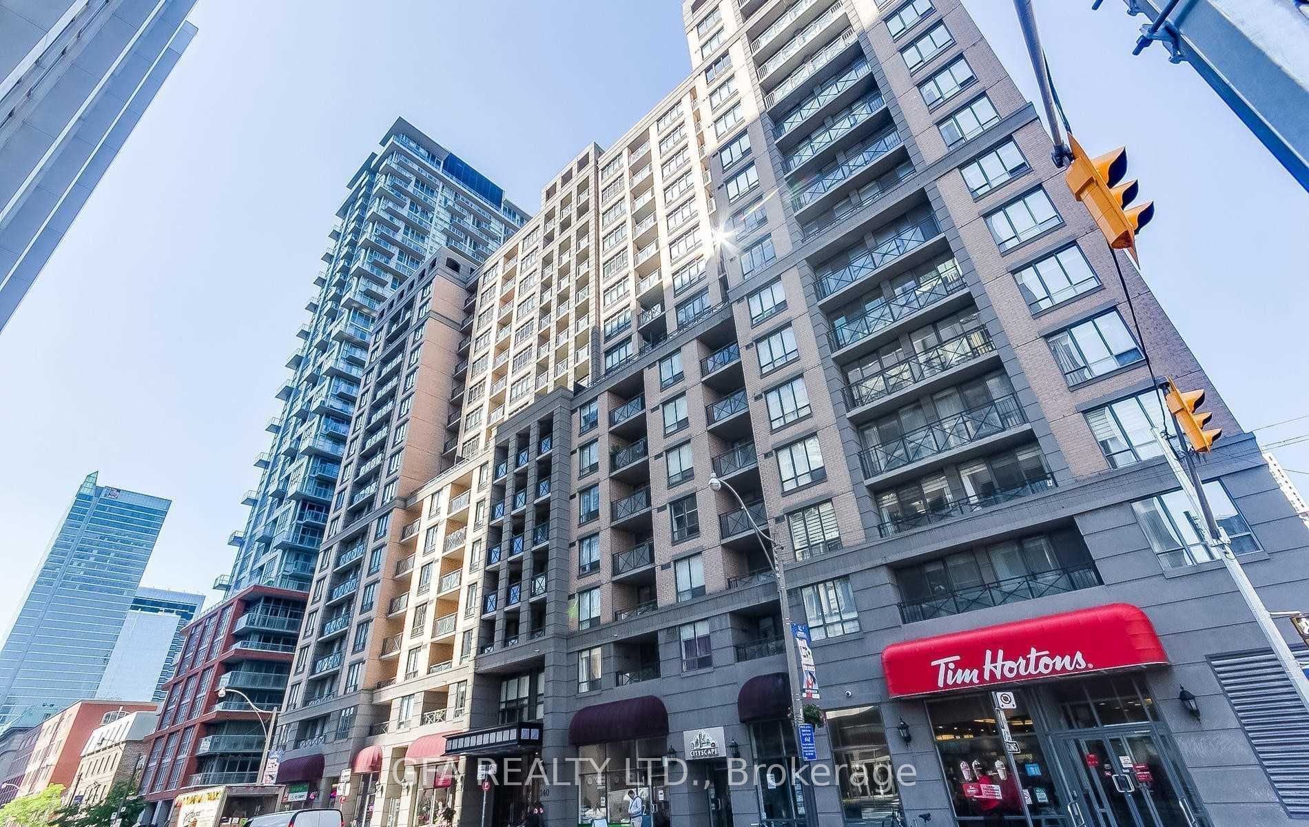 Condo Apt house for sale at 140 Simcoe St Toronto Ontario