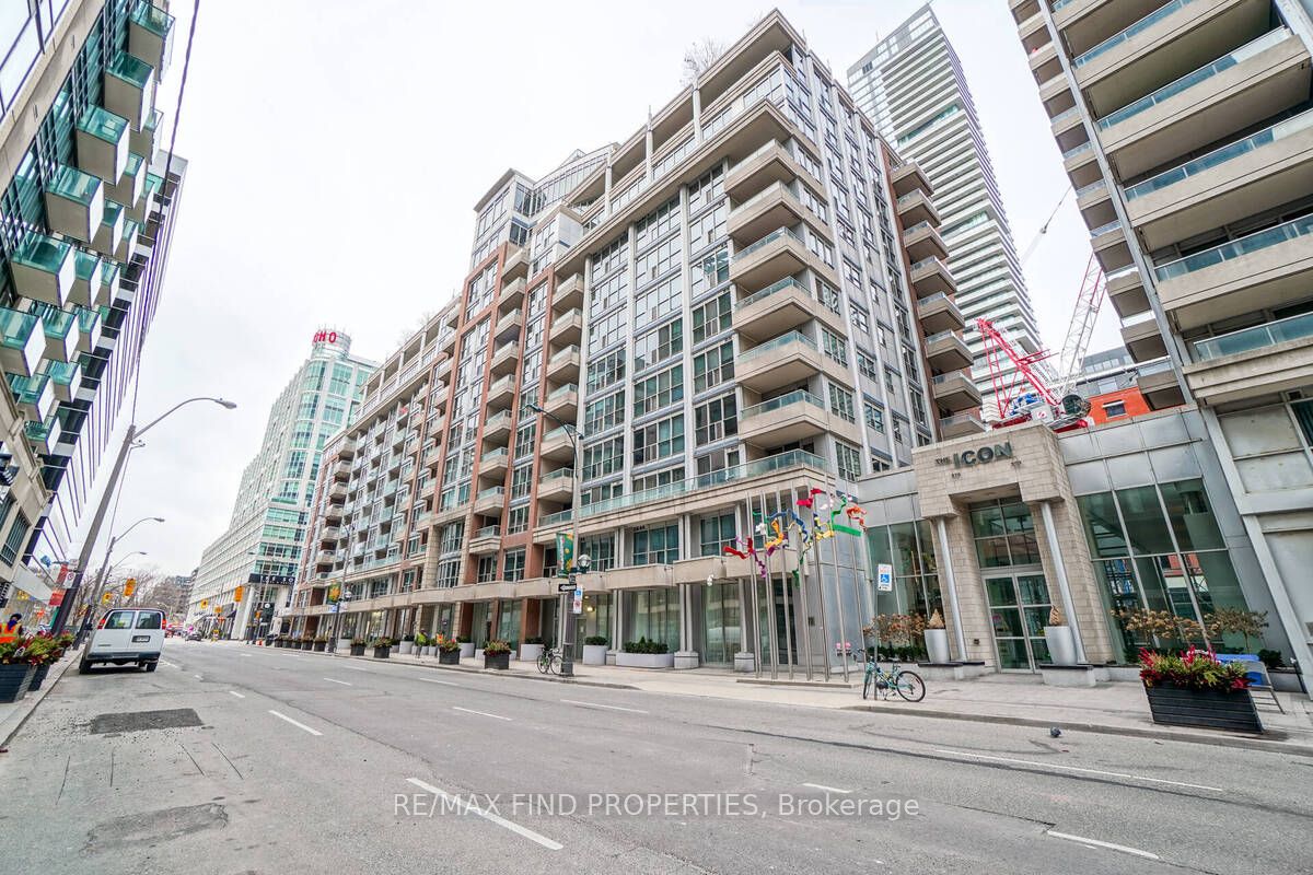 Condo Apt house for sale at 270 Wellington S Toronto Ontario