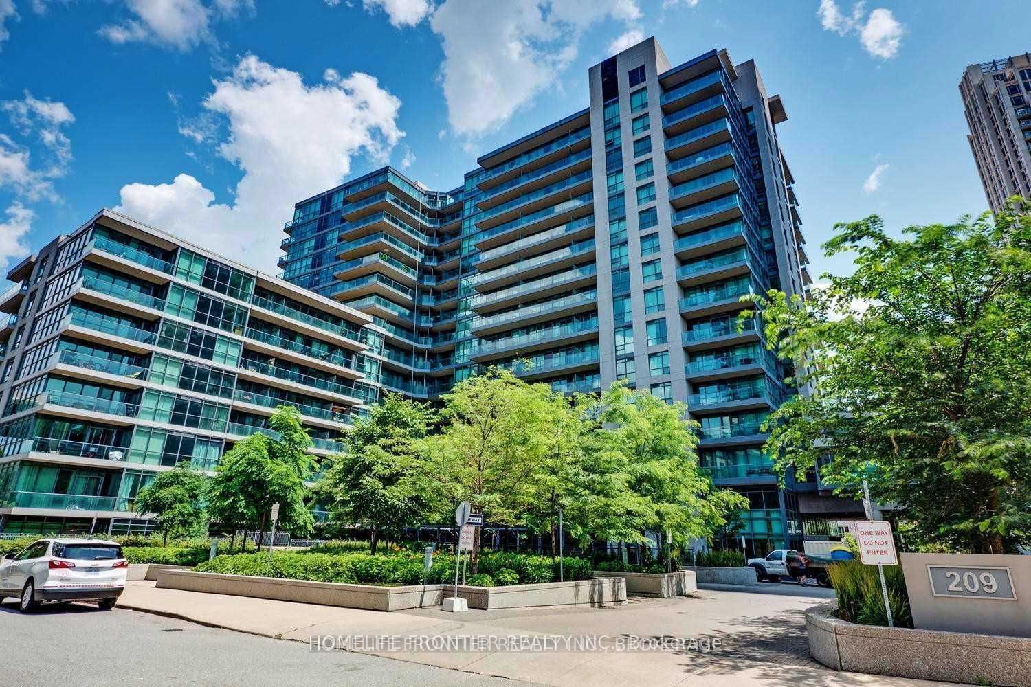 Condo Apt house for sale at 209 Fort York Bl Toronto Ontario