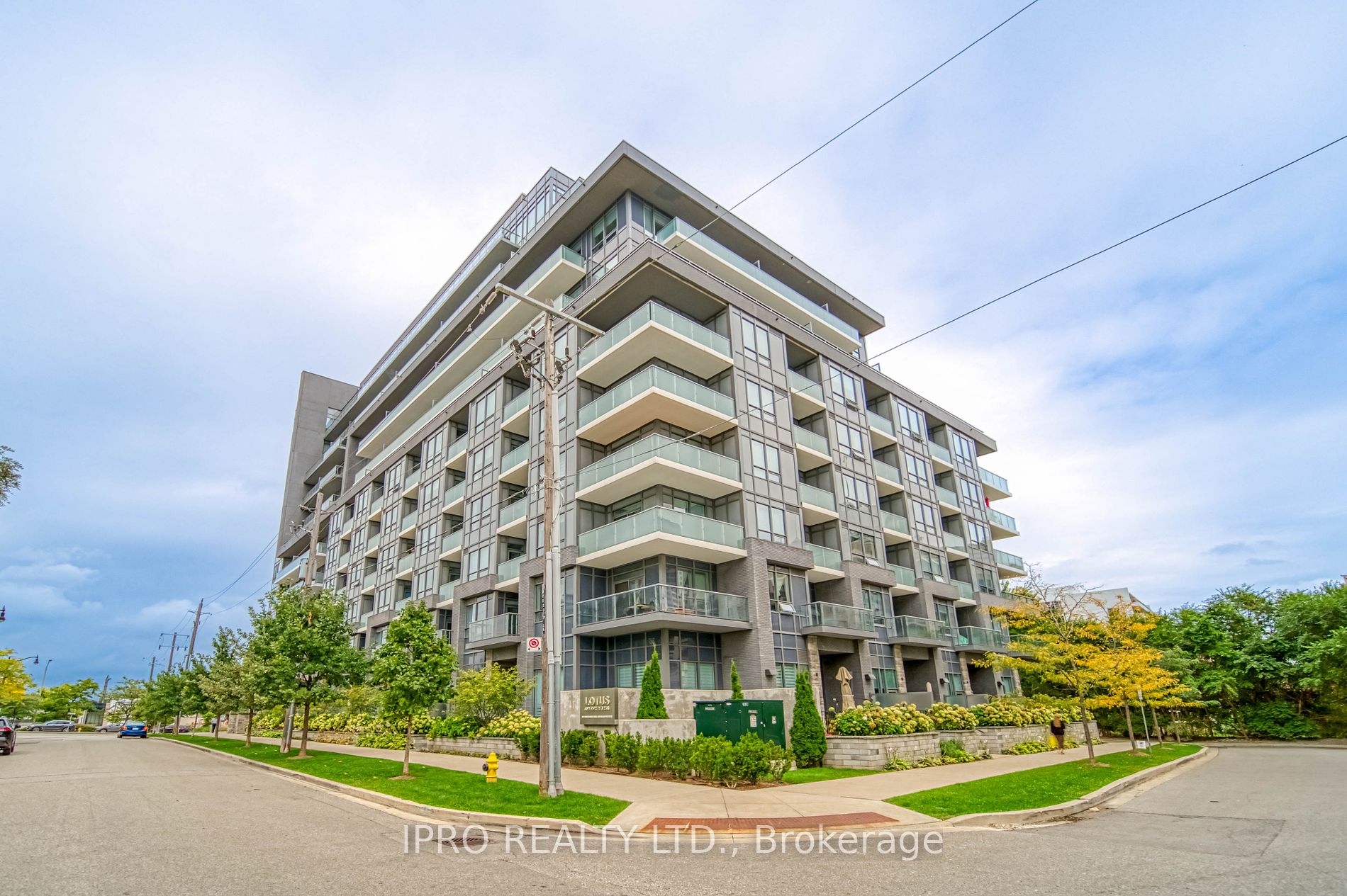 Condo Apt house for sale at 7 Kenaston Gdns Toronto Ontario