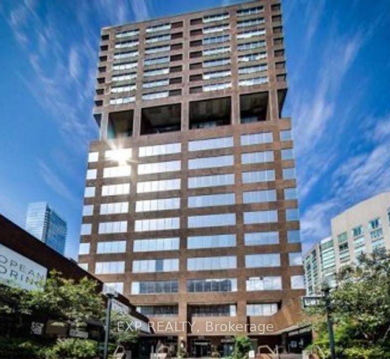 Condo Apt house for sale at 914 Yonge St Toronto Ontario