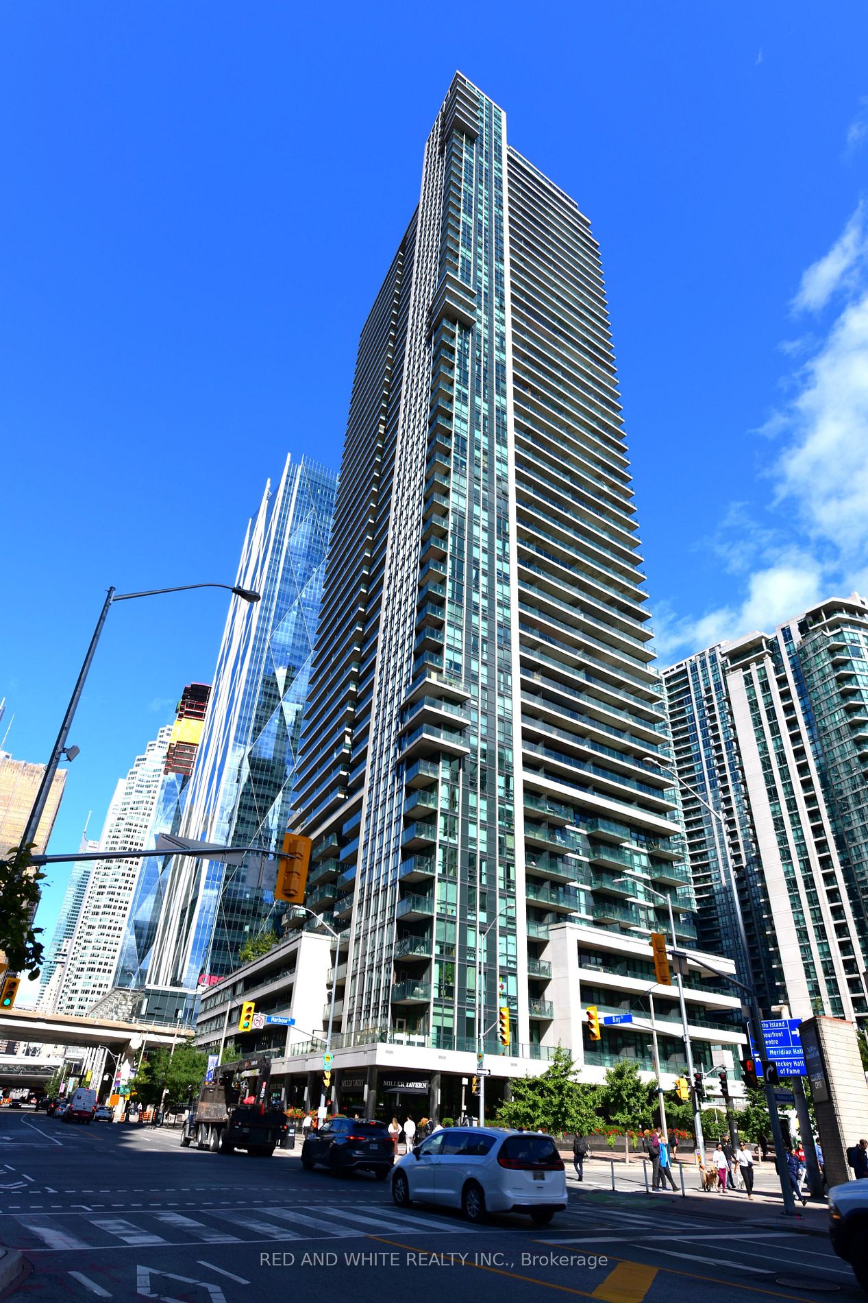 Condo Apt house for sale at 33 Bay St S Toronto Ontario