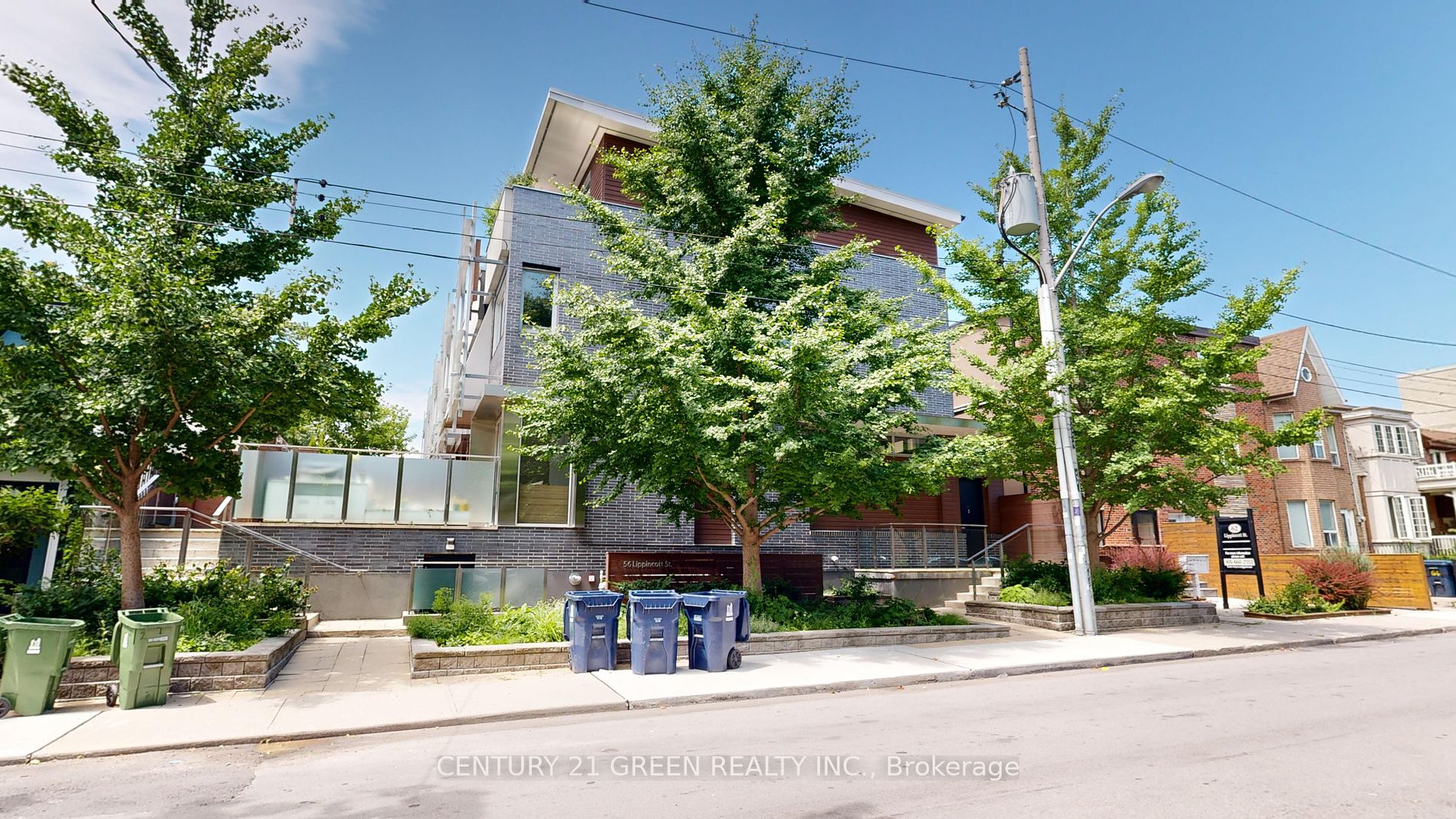 Condo Townhouse house for sale at 56 Lippincott St Toronto Ontario