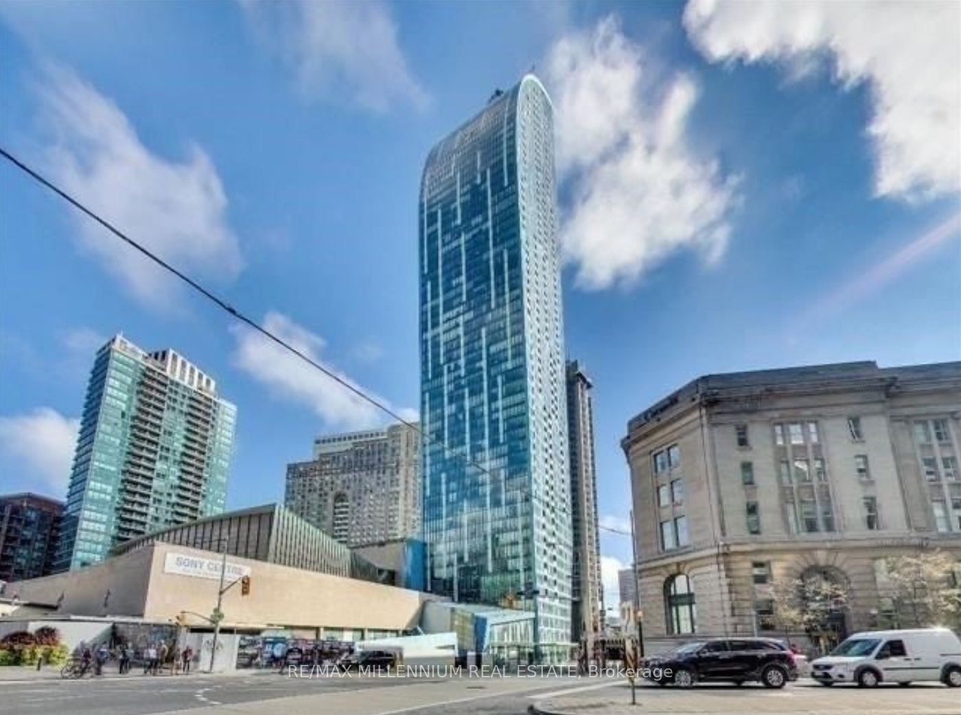 Comm Element Co house for sale at 8 The Esplanade Toronto Ontario