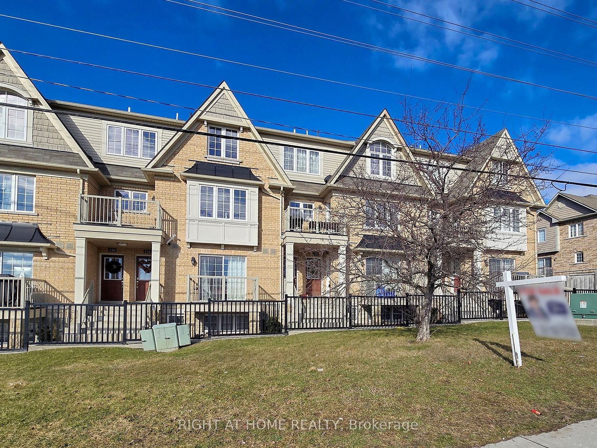 Condo Townhouse house for sale at 146 Kingston Rd  Ajax Ontario
