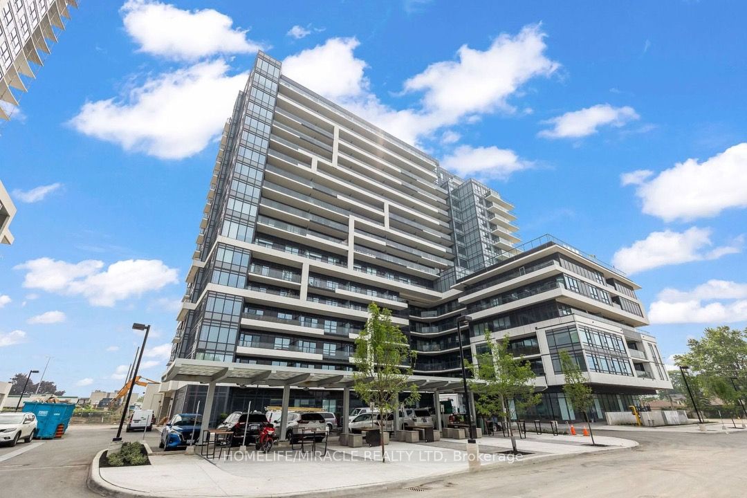Condo Apt house for sale at 1480 Bayly St Pickering Ontario