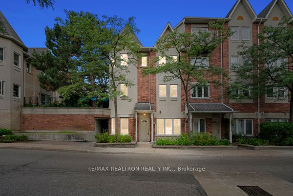 Condo Townhouse house for sale at 28 Rosebank Dr Toronto Ontario