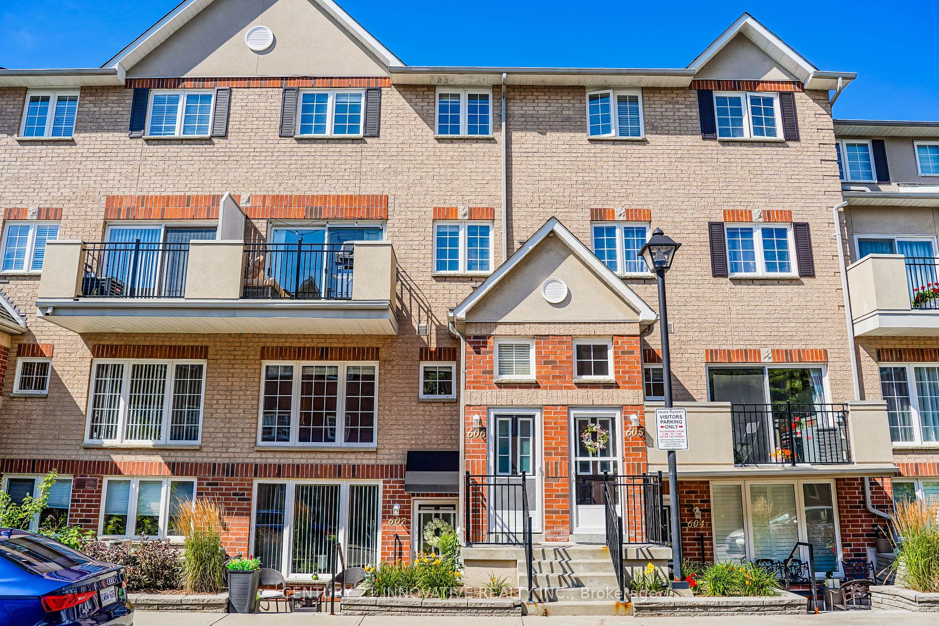 Condo Townhouse house for sale at 1400 The esplana Pickering Ontario