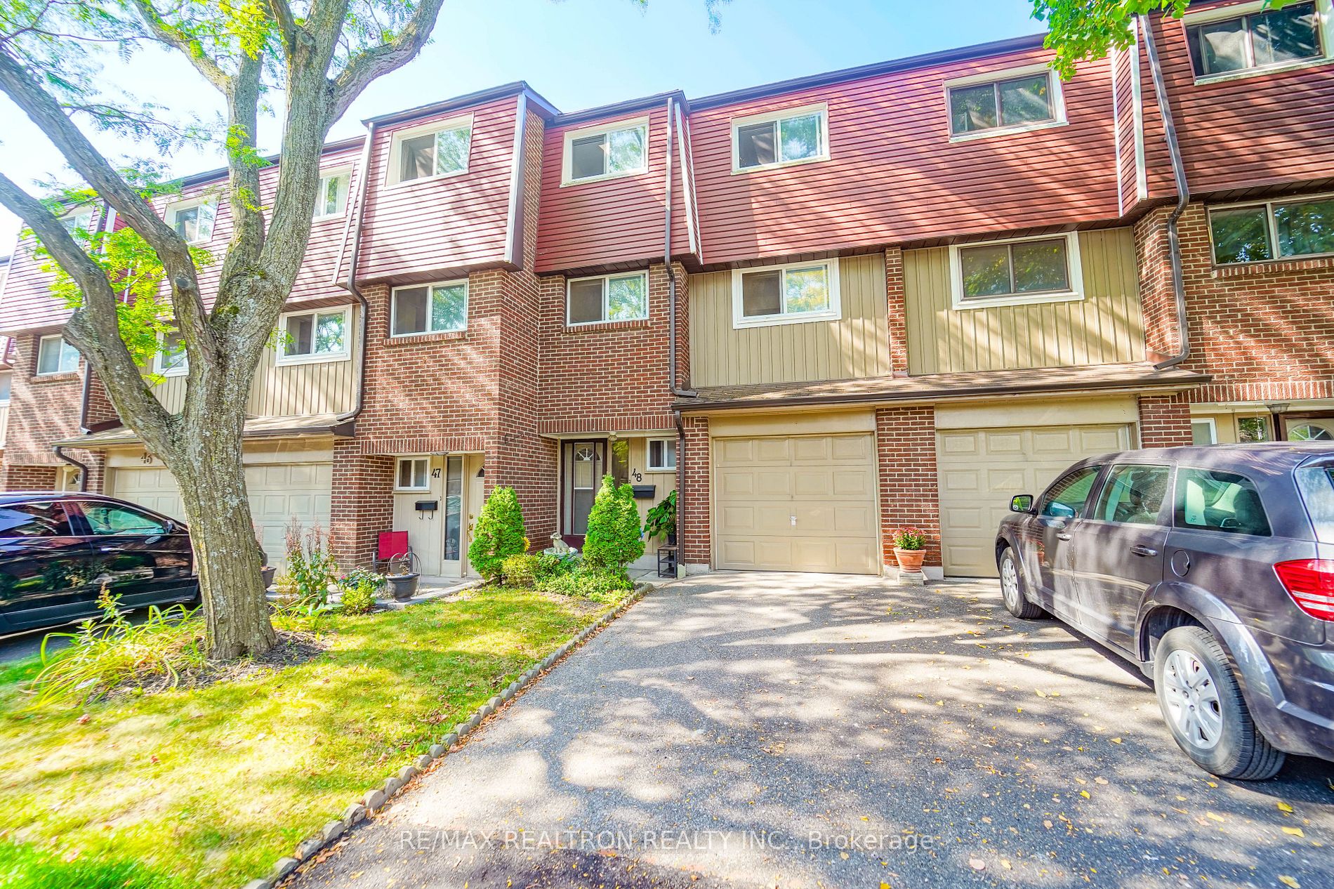 Condo Townhouse house for sale at 1310 Fieldlight  Pickering Ontario