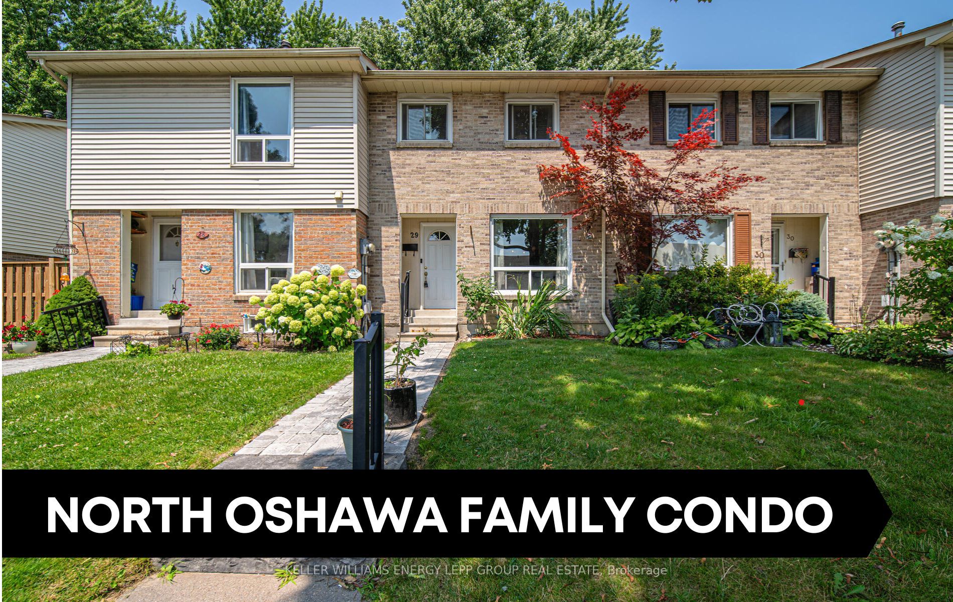 Condo Townhouse house for sale at 611 Galahad Dr Oshawa Ontario