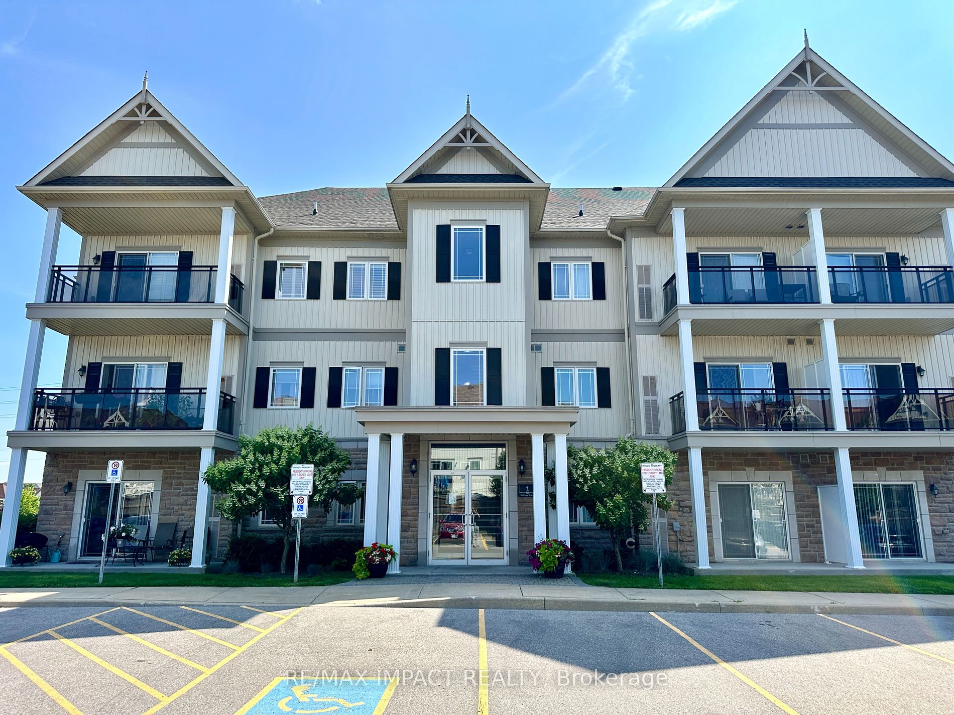 Condo Apt house for sale at 1 Sidney Lane Clarington Ontario