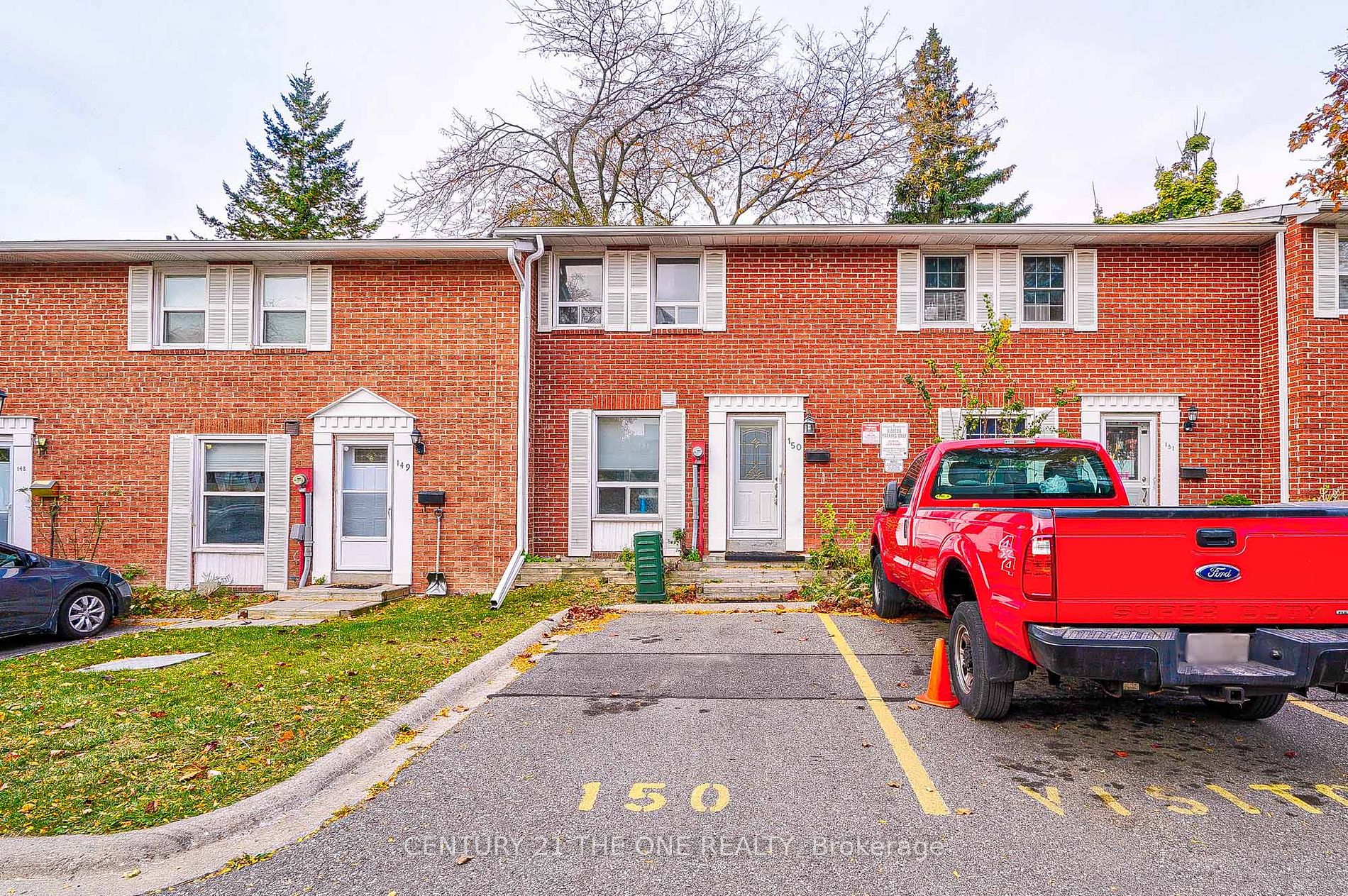 Condo Townhouse house for sale at 70 Cass Ave Toronto Ontario