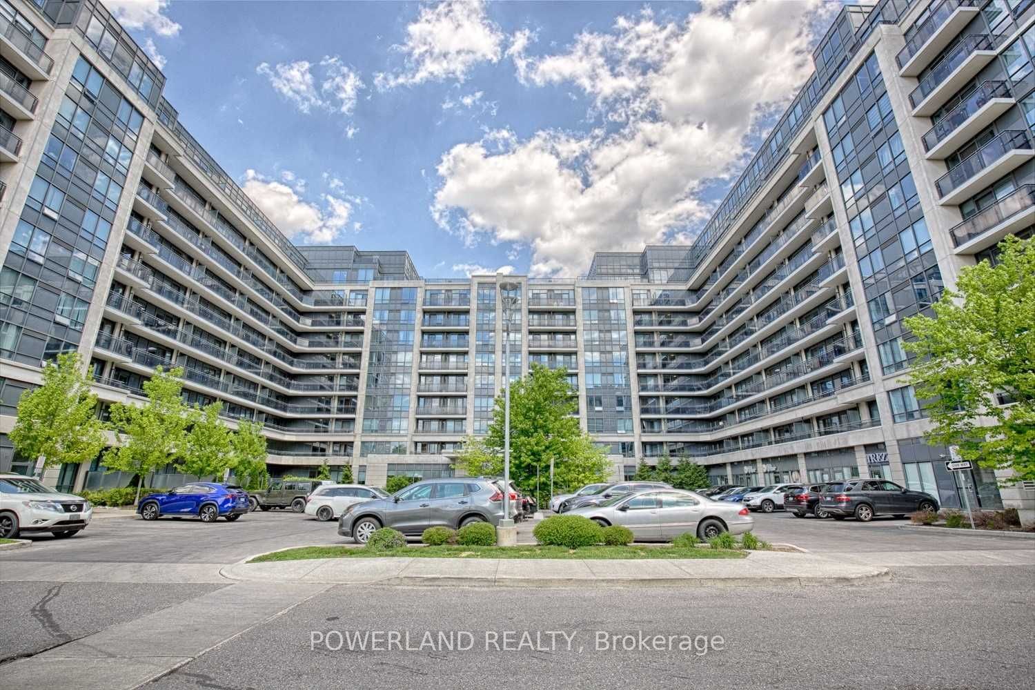 Condo Apt house for sale at 376 Highway 7  E Richmond Hill Ontario