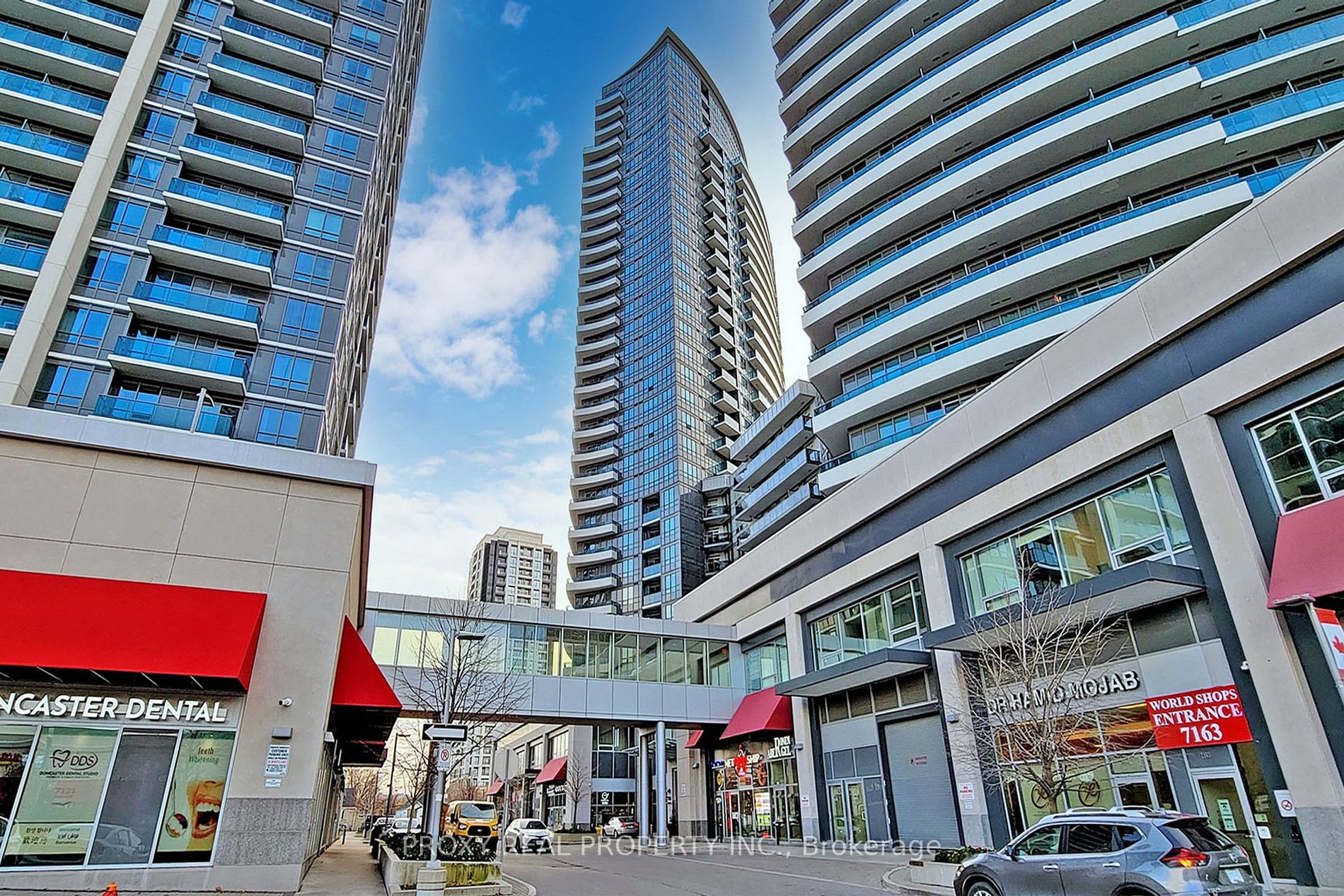 Condo Apt house for sale at 7161 Yonge St W Markham Ontario