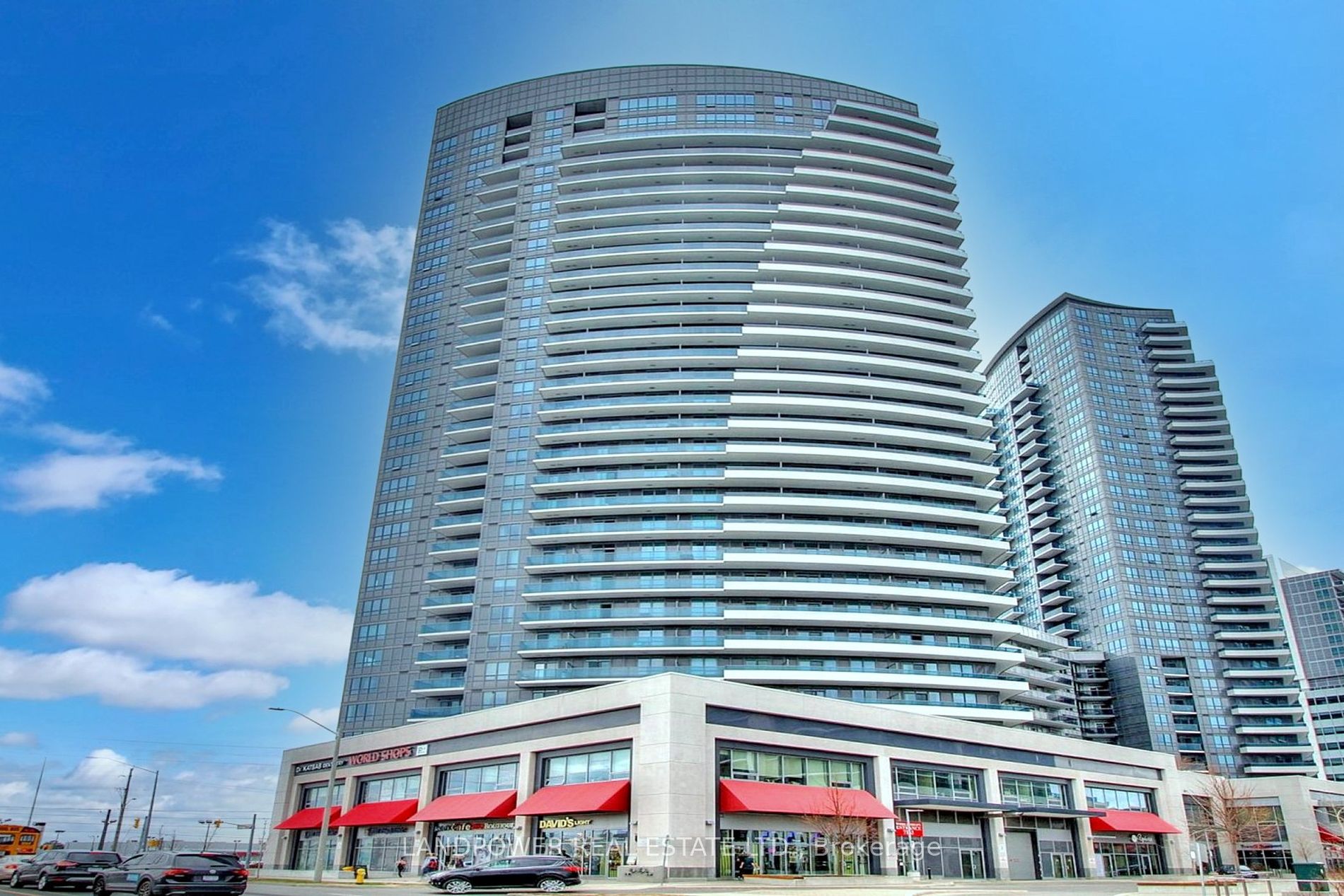 Condo Apt house for sale at 7161 Yonge St Markham Ontario