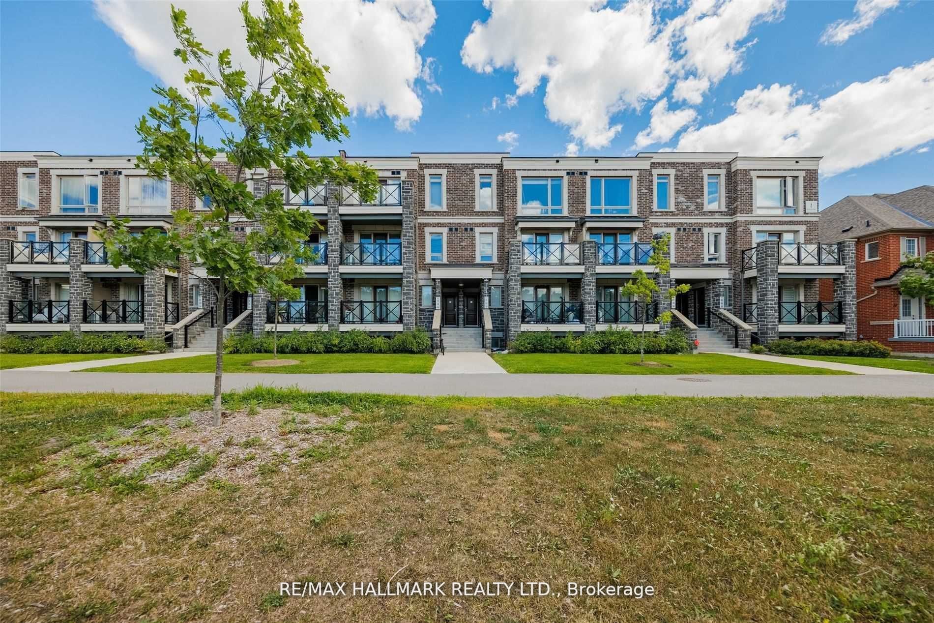 Condo Townhouse house for sale at 2 Dunsheath Way Markham Ontario