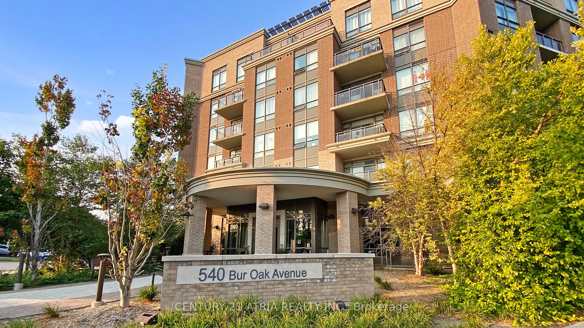 Condo Apt house for sale at 540 Bur Oak Ave Markham Ontario