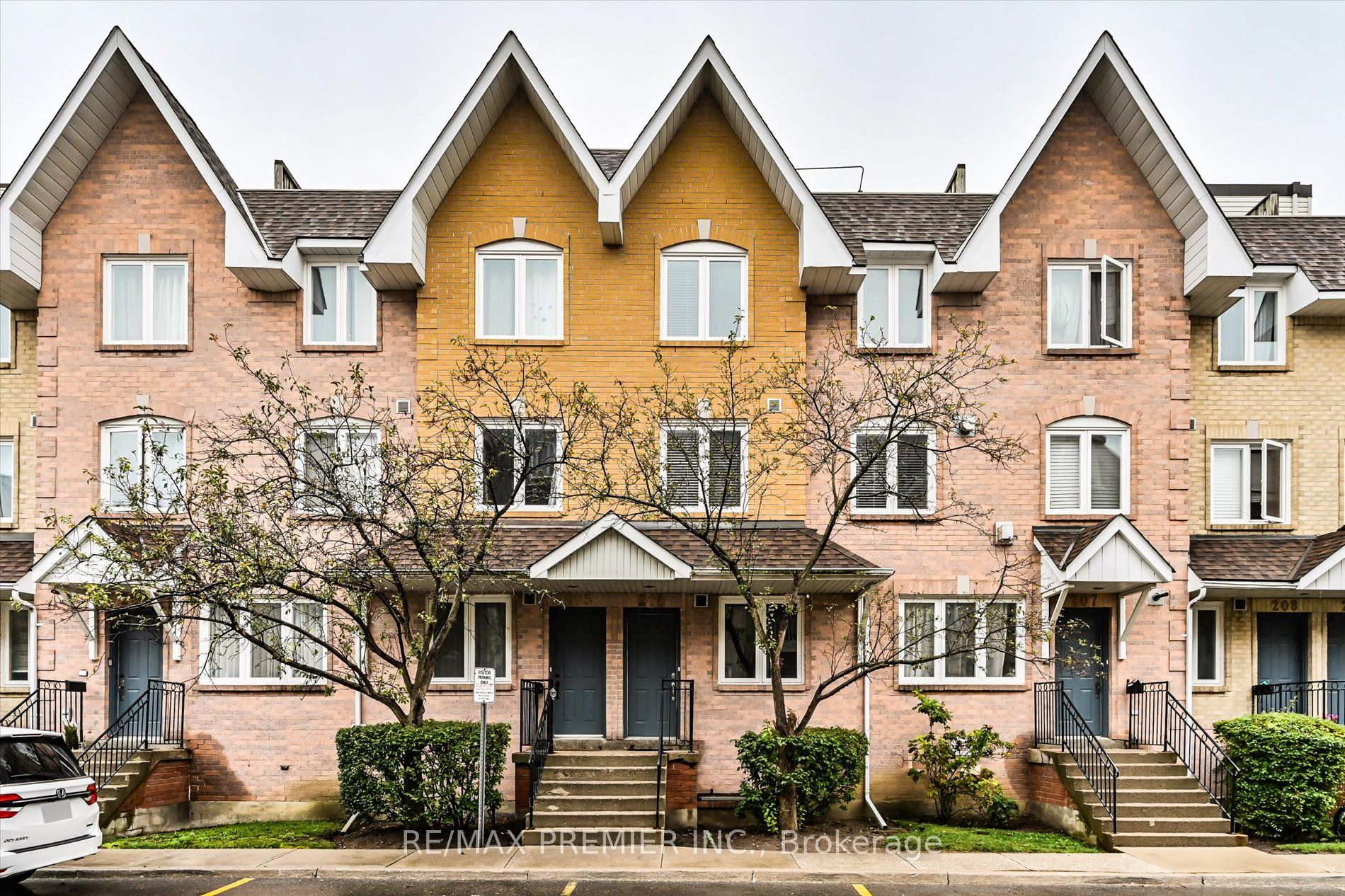 Condo Townhouse house for sale at 75 Weldrick Rd E Richmond Hill Ontario