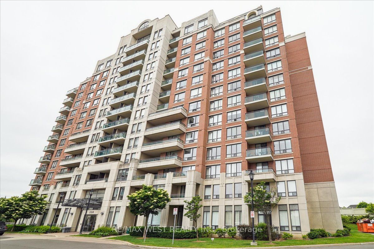 Condo Apt house for sale at 330 Red Maple Rd Richmond Hill Ontario