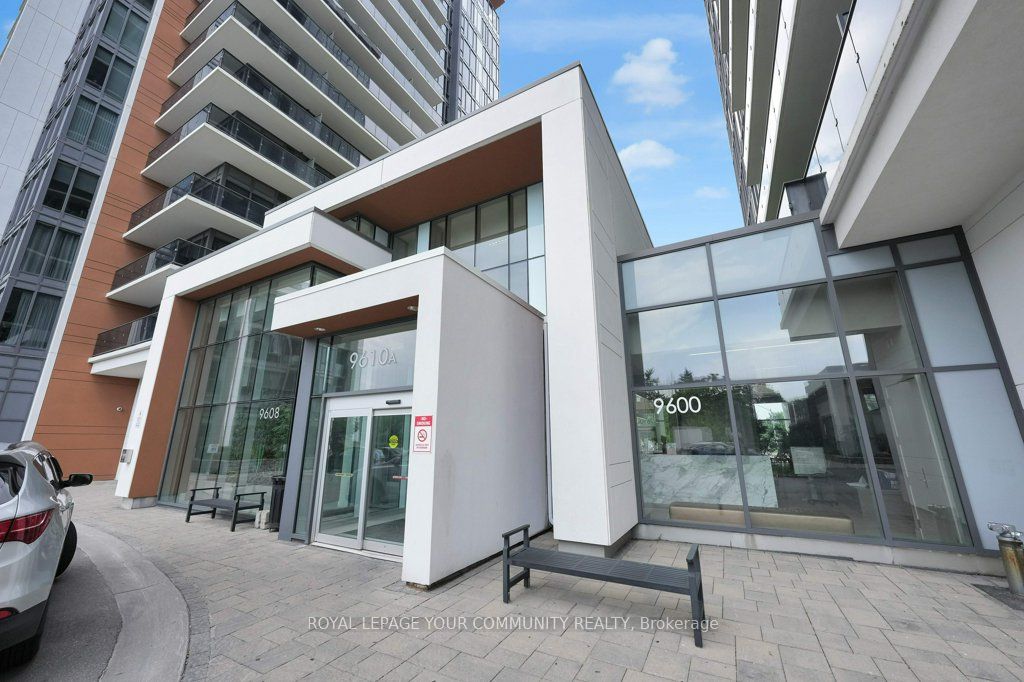 Condo Apt house for sale at 9600 Yonge St Richmond Hill Ontario