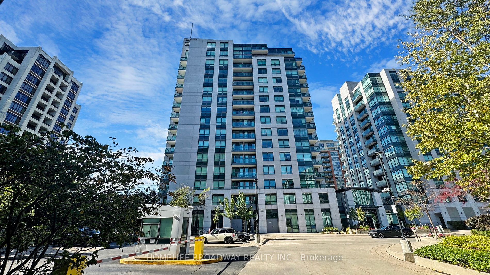 Condo Apt house for sale at 75 South Town Ce Markham Ontario