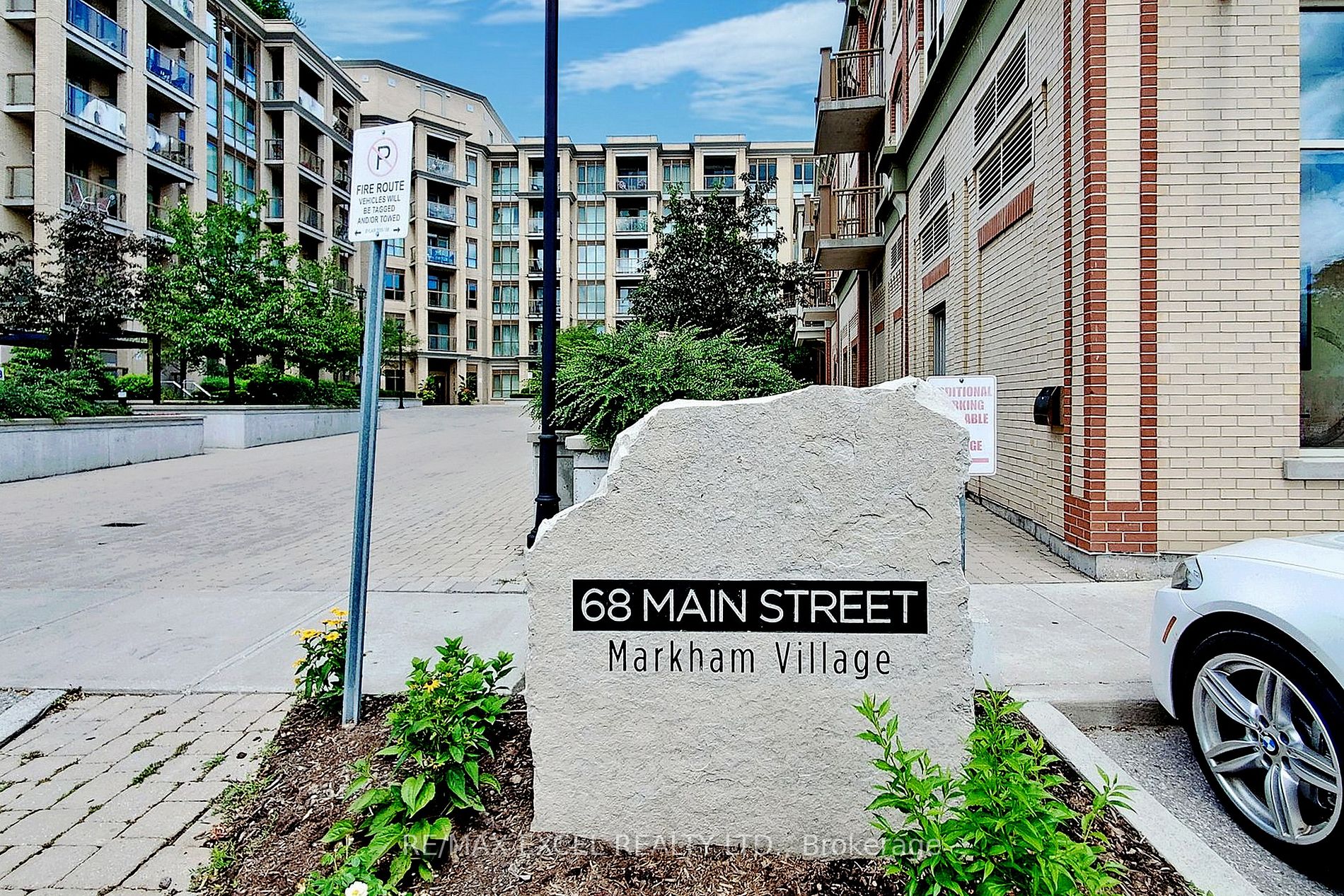 Condo Apt house for sale at 68 Main St N Markham Ontario