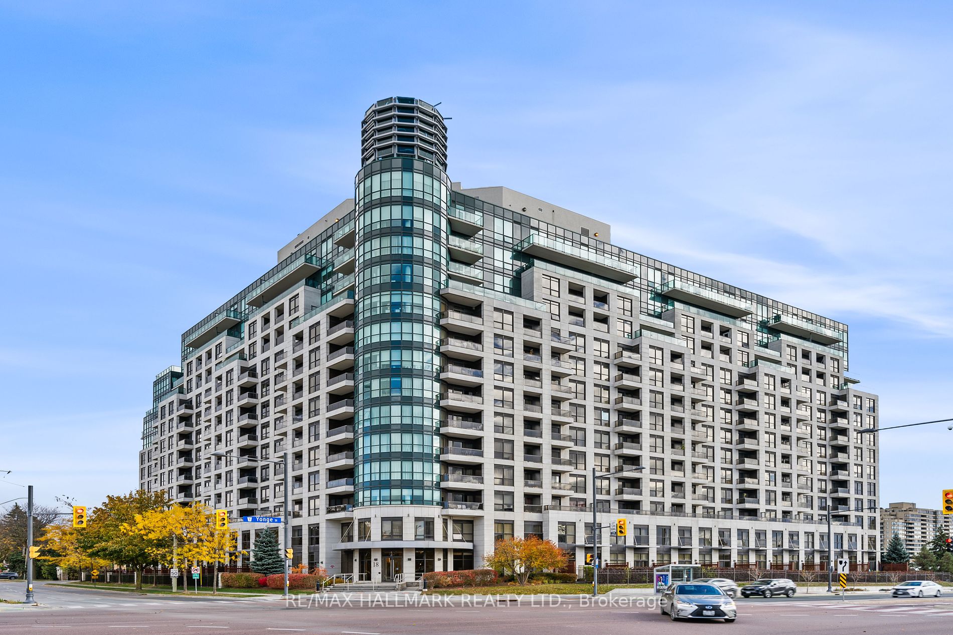 Condo Apt house for sale at 18 Harding Blvd Richmond Hill Ontario