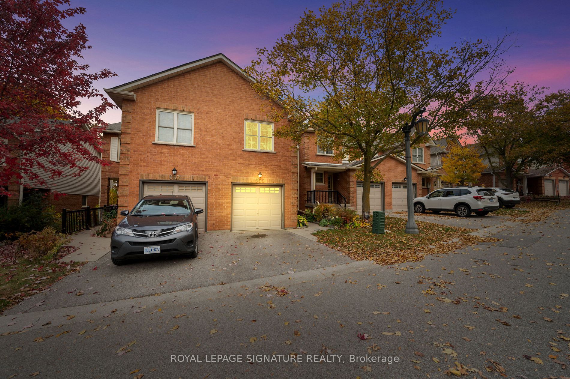 Condo Townhouse house for sale at 555 Tara Hill Ci Aurora Ontario