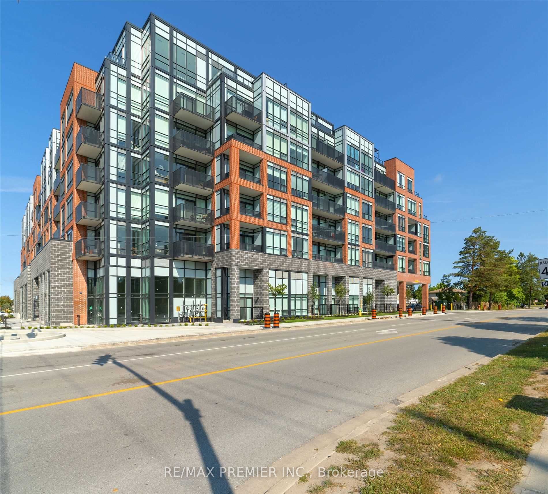 Condo Apt house for sale at 681 Yonge St Barrie Ontario