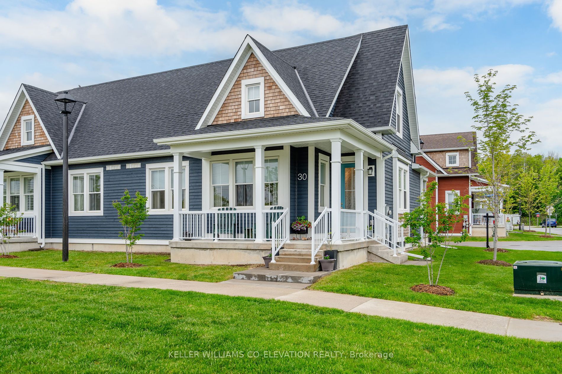 Condo Townhouse house for sale at 30 Samantha Lane Midland Ontario