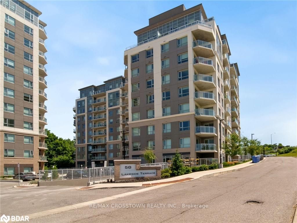 Condo Apt house for sale at 58 Lakeside Terr Barrie Ontario