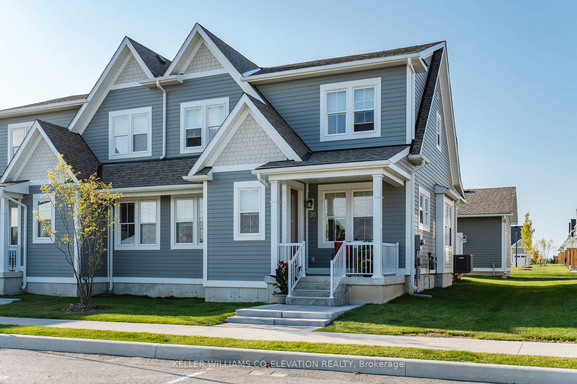 Condo Townhouse house for sale at 36 Danielle Cres Midland Ontario