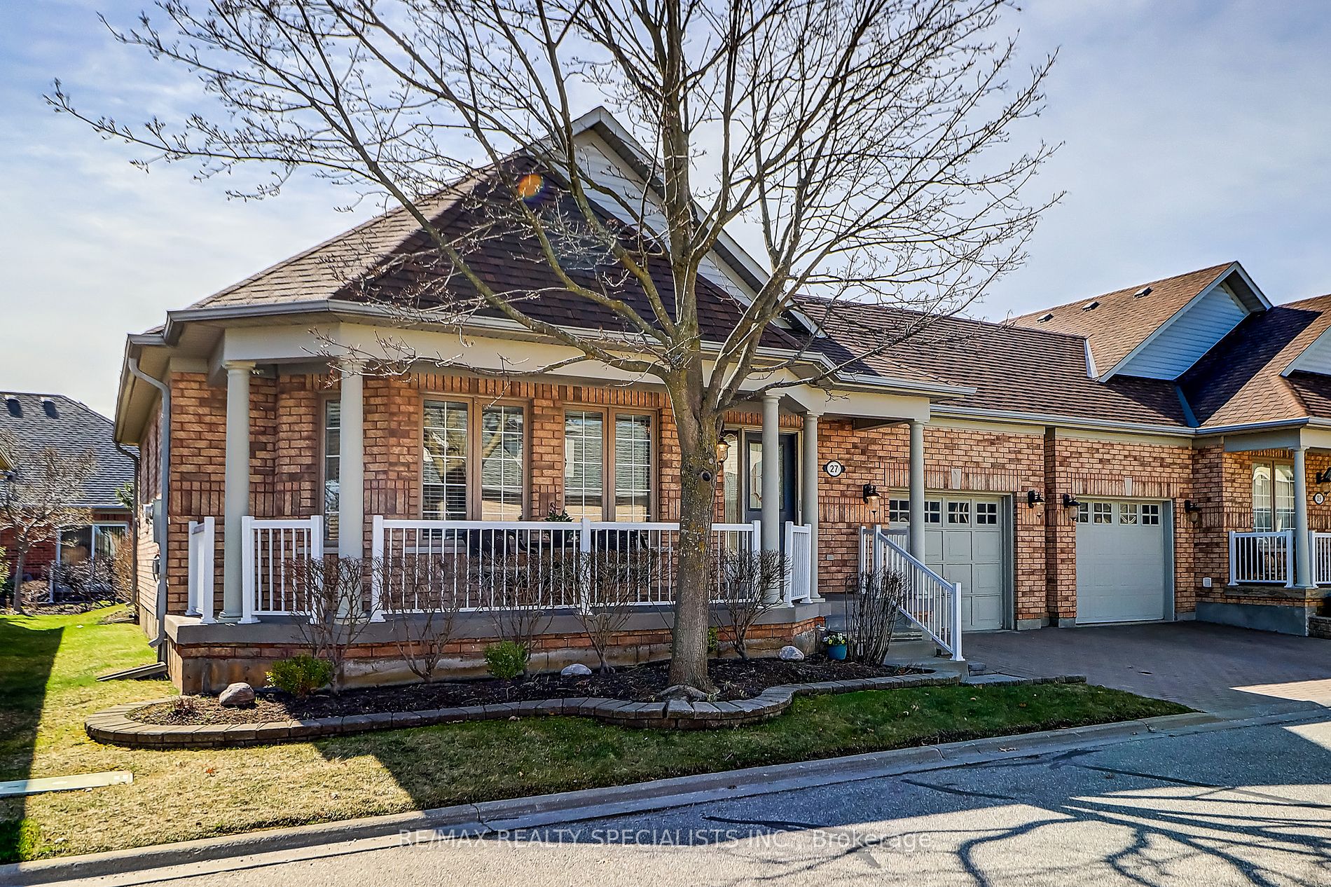 Semi-Det Condo house for sale at 27 Amberhill Tr Brampton Ontario