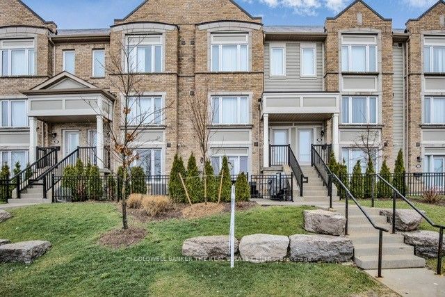 Condo Townhouse house for sale at 250 Sunny Meadow Brampton Ontario