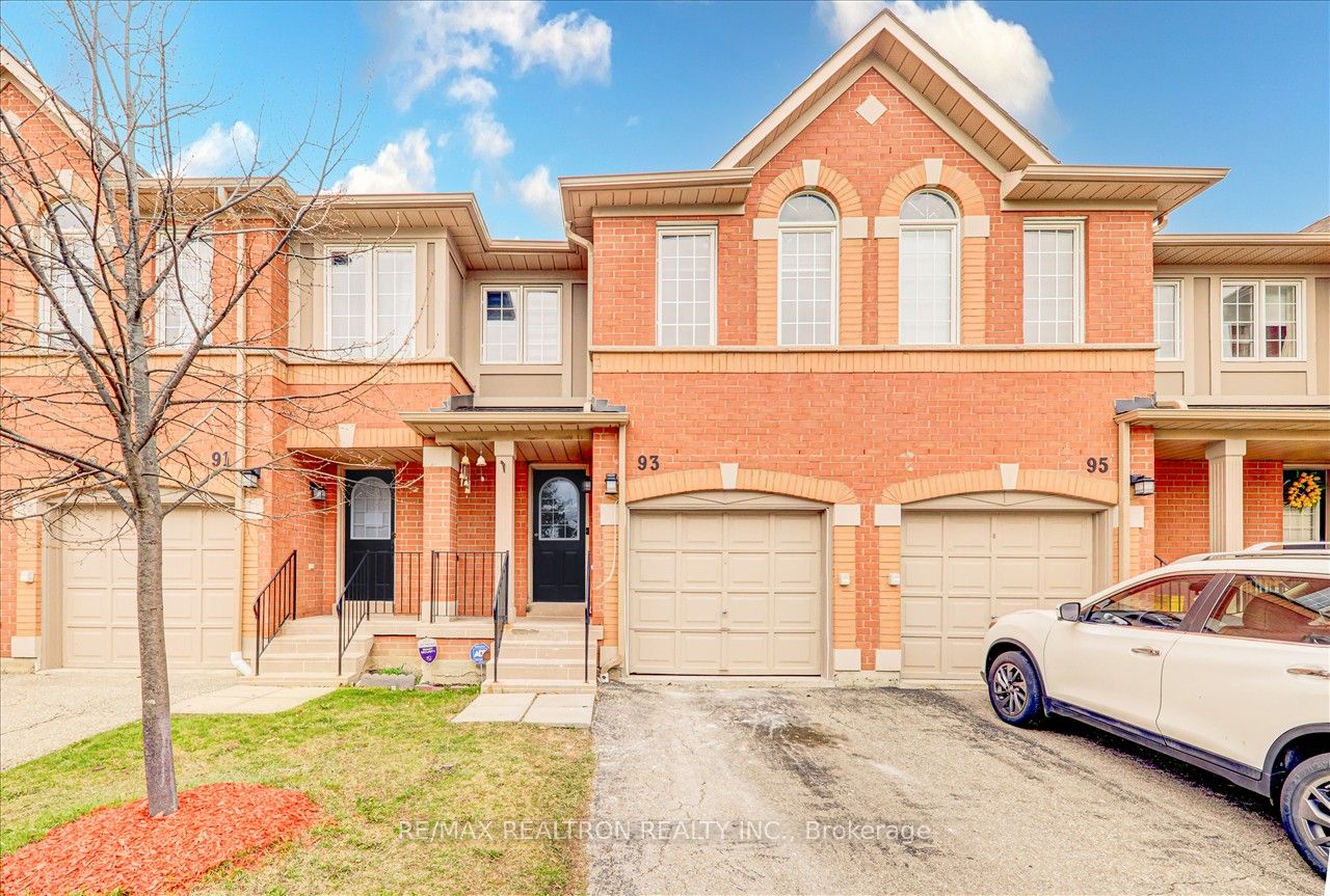 Condo Townhouse house for sale at 5030 Heatherleig Mississauga Ontario