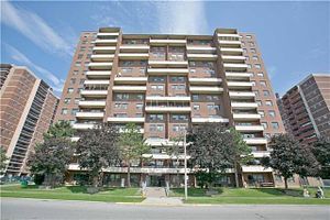 Condo Apt house for sale at 45 Silverstone D Toronto Ontario