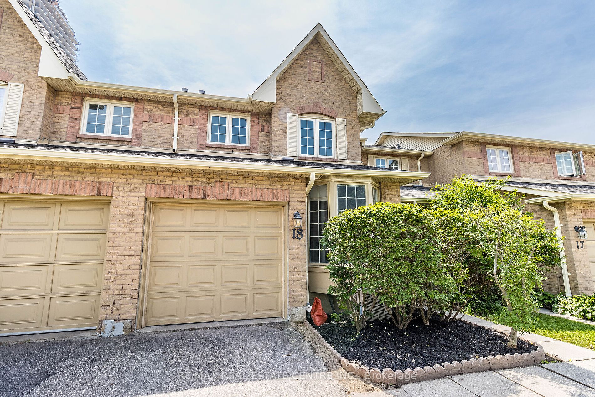 Condo Townhouse house for sale at 35 Ceremonial Dr Mississauga Ontario