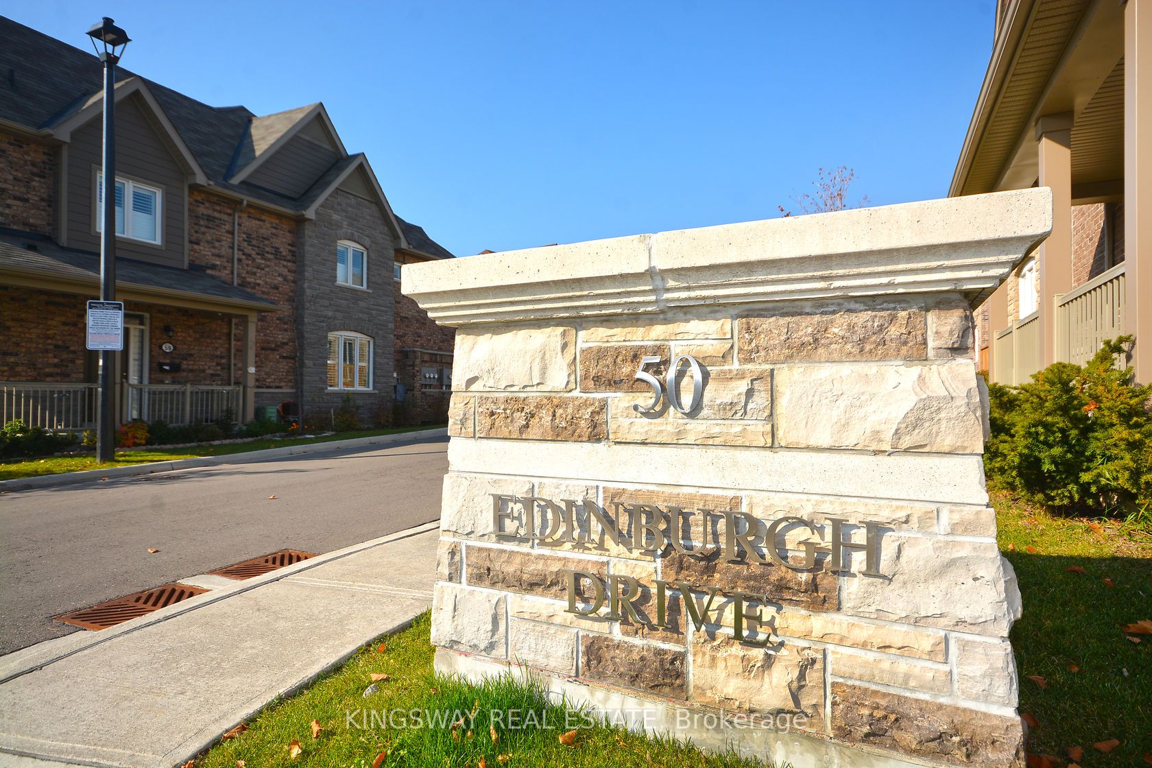 Condo Townhouse house for sale at 50 Edinburgh Dr Brampton Ontario