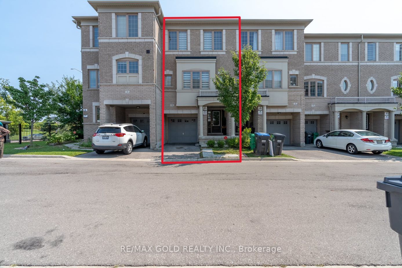 Condo Townhouse house for sale at 3 Abercove Clse Brampton Ontario