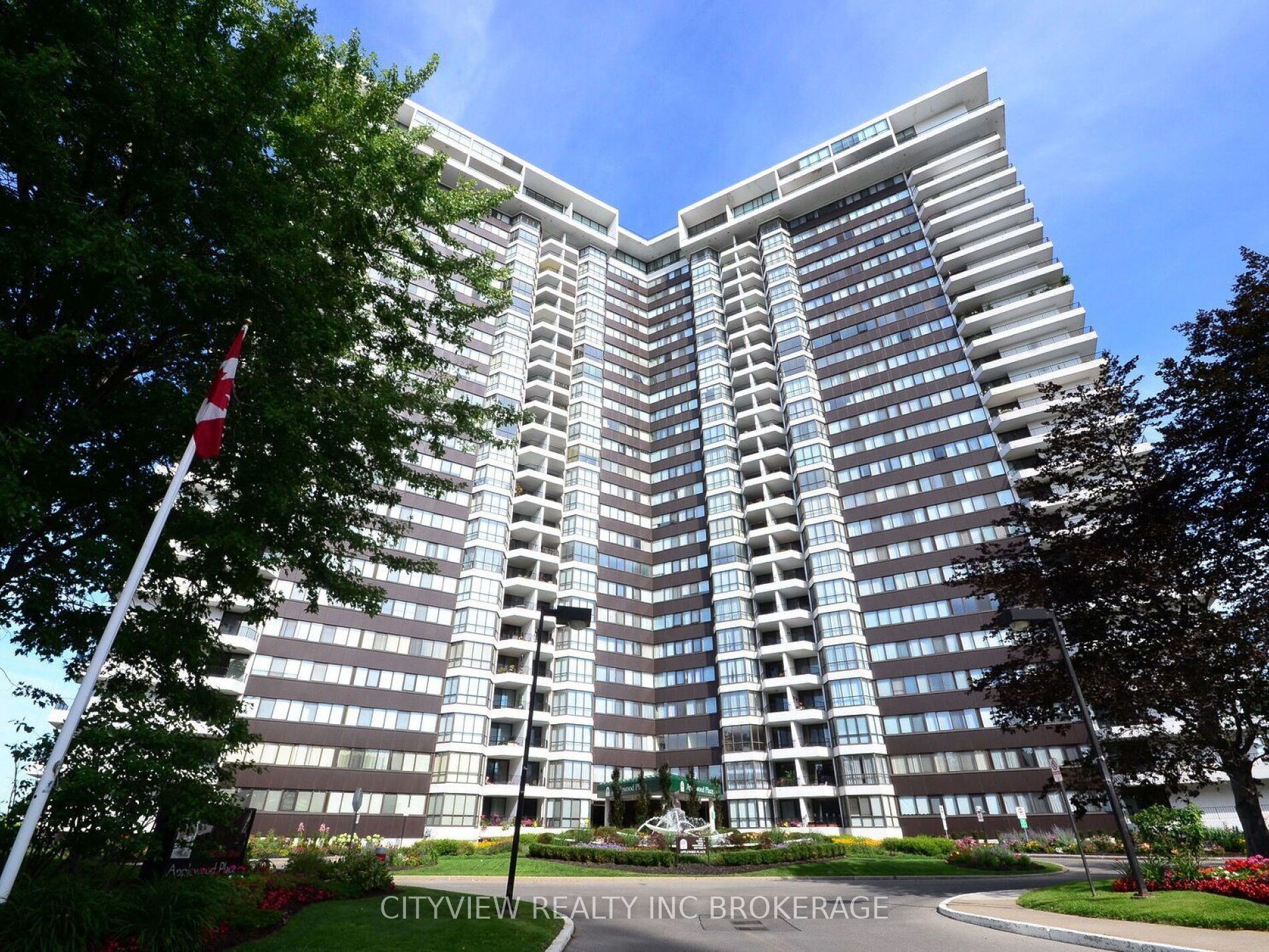 Condo Apt house for sale at 1333 Bloor St E Mississauga Ontario