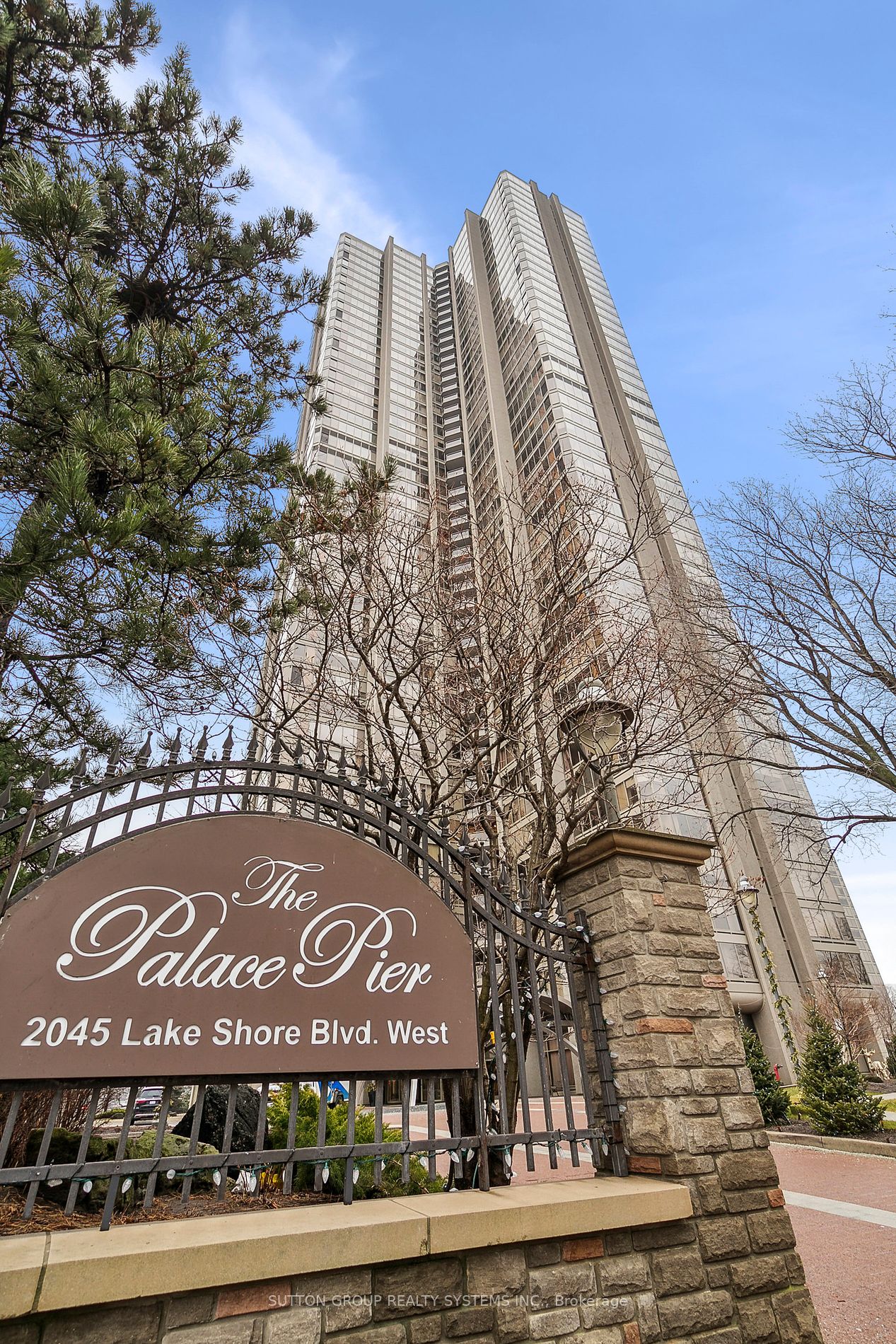 Condo Apt house for sale at 2045 Lake Shore  Toronto Ontario