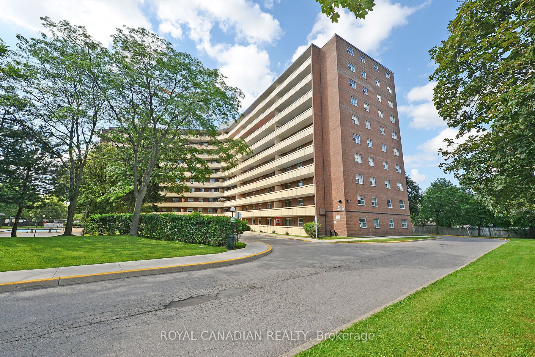 Condo Apt house for sale at 3577 Derry Rd E Mississauga Ontario