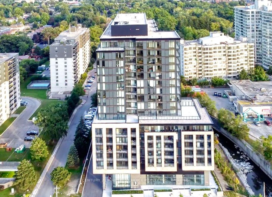 Condo Apt house for sale at 86 Dundas St E Mississauga Ontario