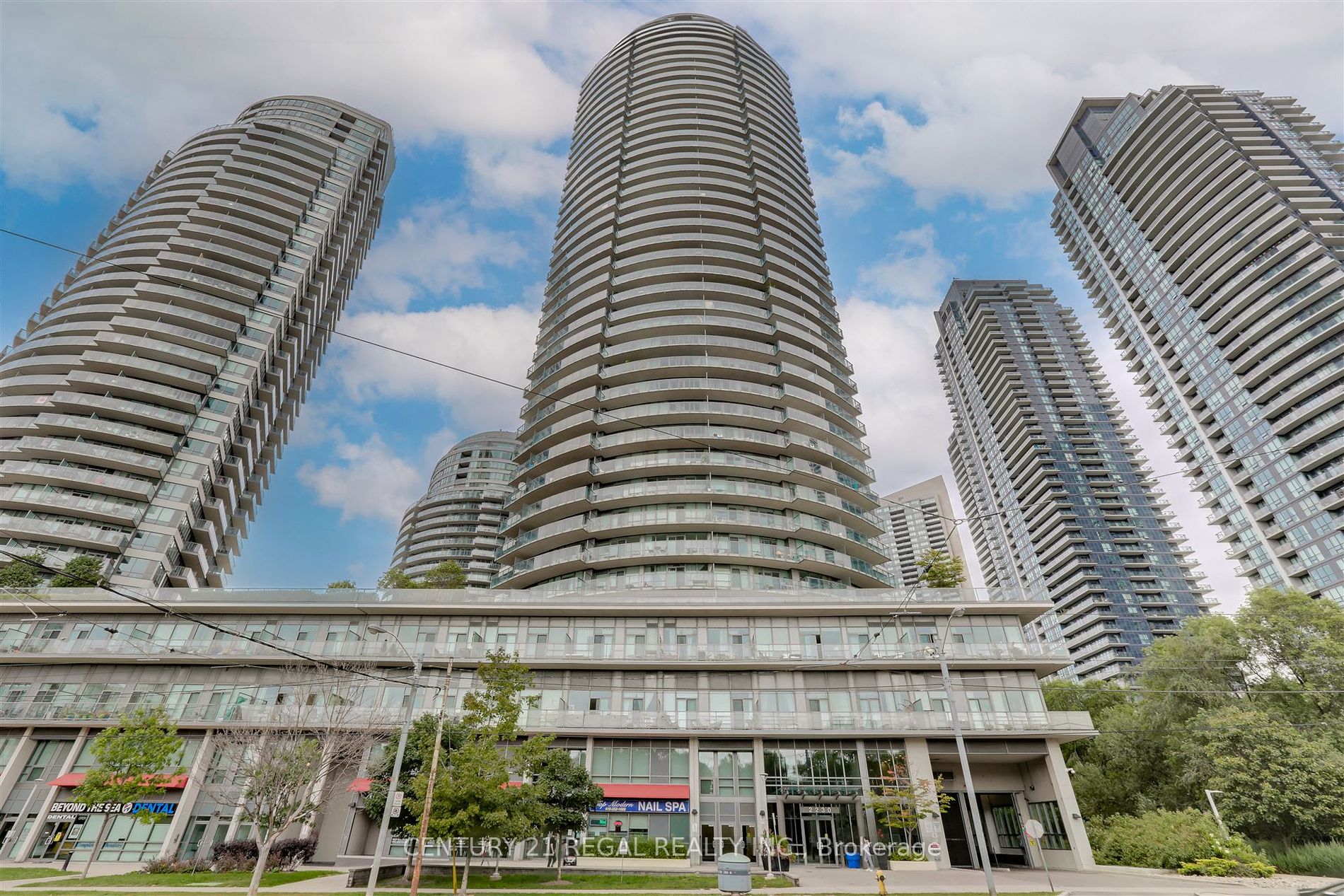 Condo Apt house for sale at 2230 Lakeshore B Toronto Ontario