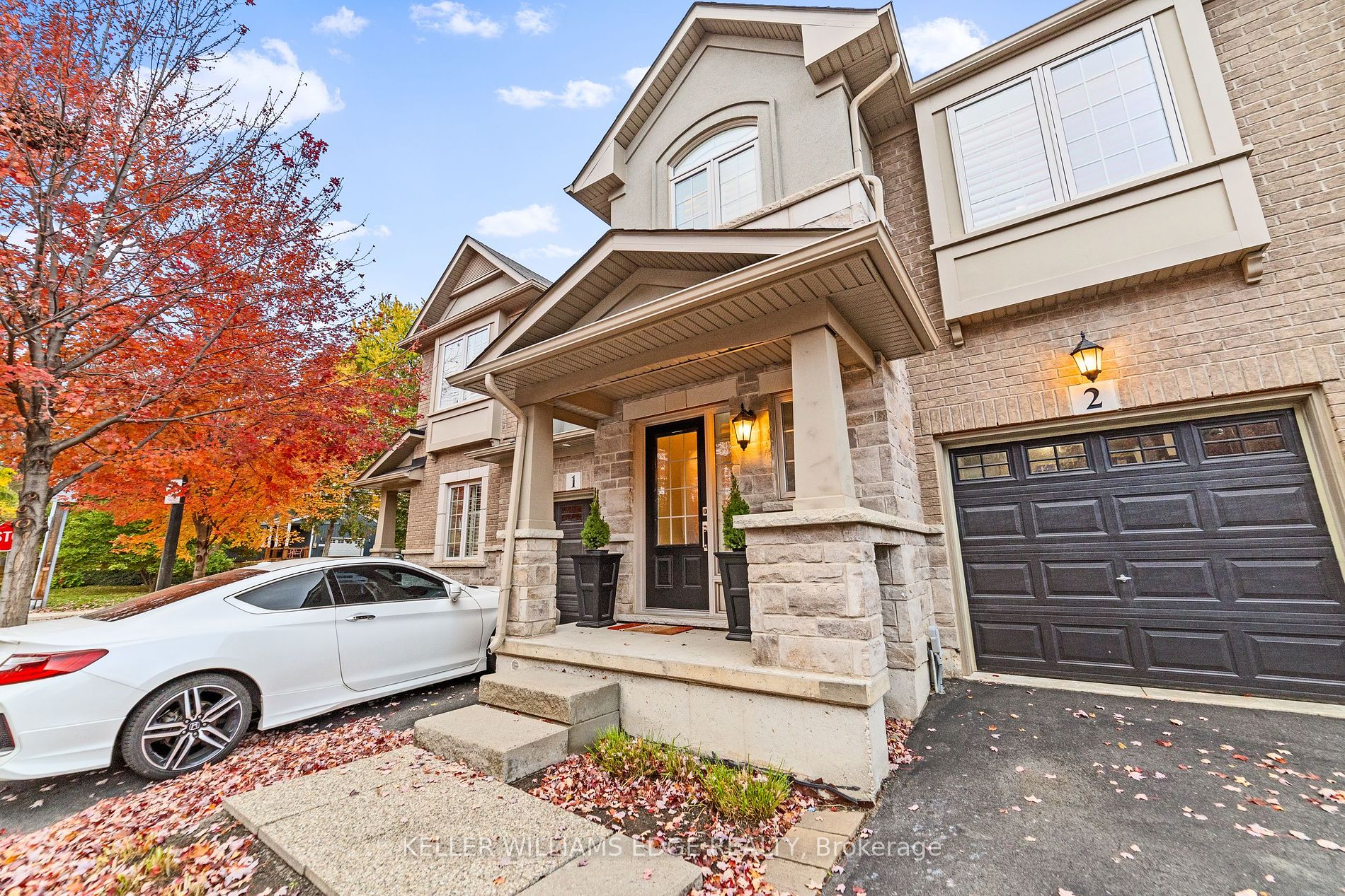 Condo Townhouse house for sale at 2086 Ghent Ave Burlington Ontario