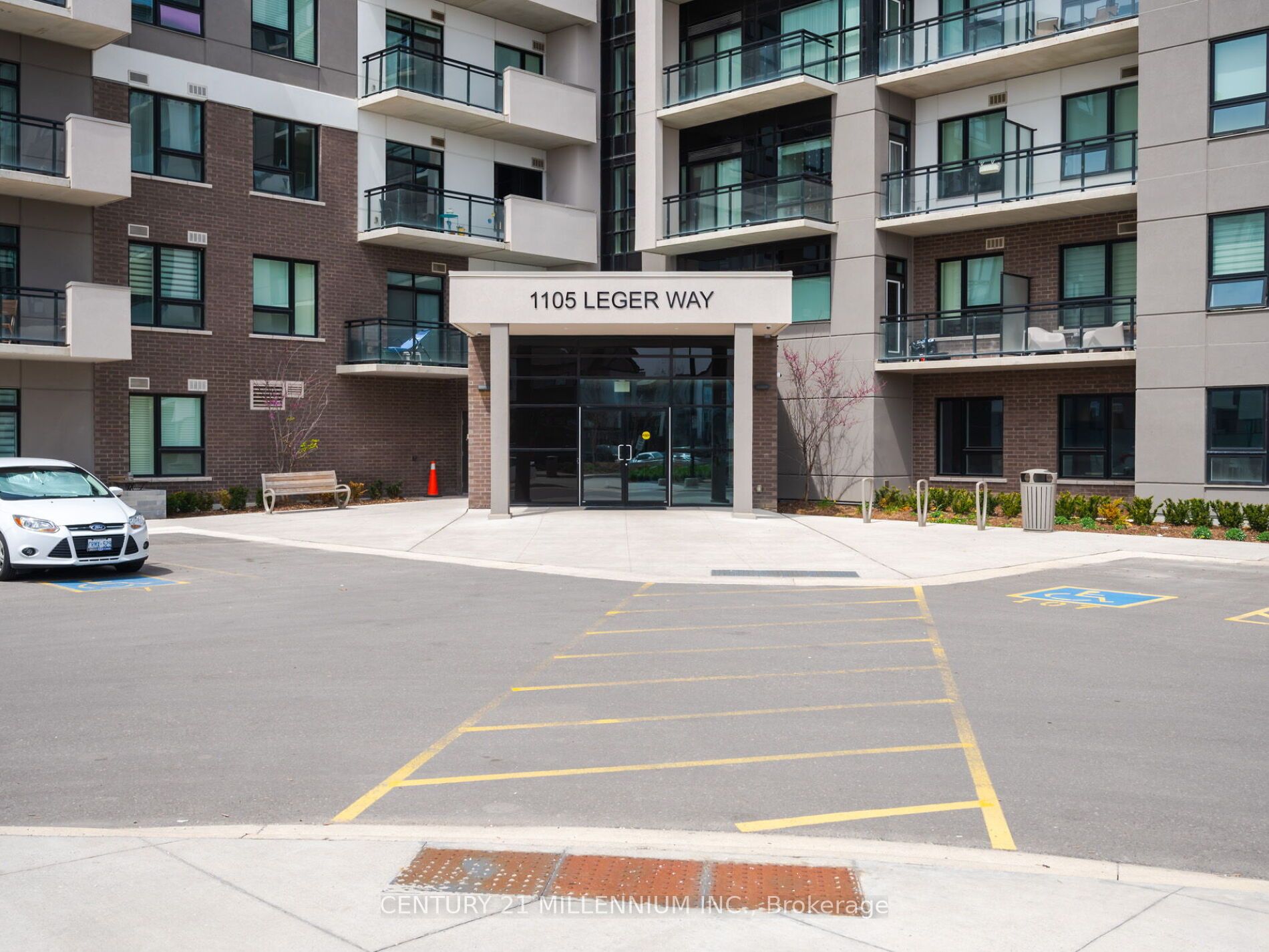 Condo Apt house for sale at 1105 Leger Way Milton Ontario