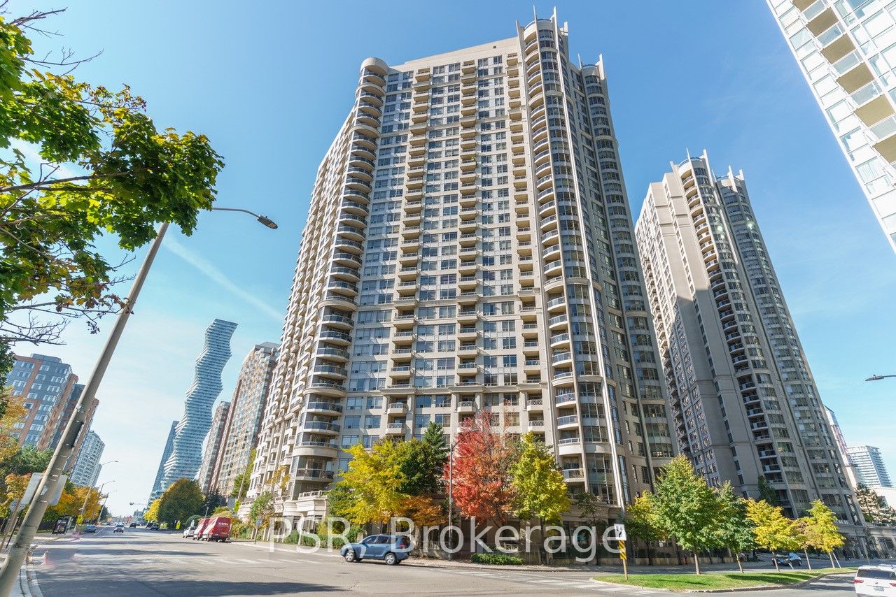 Condo Apt house for sale at 3880 Duke of Yor Mississauga Ontario