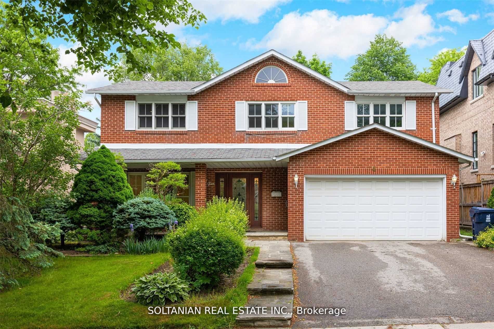 Detached house for sale at 4 Chipstead Rd Toronto Ontario